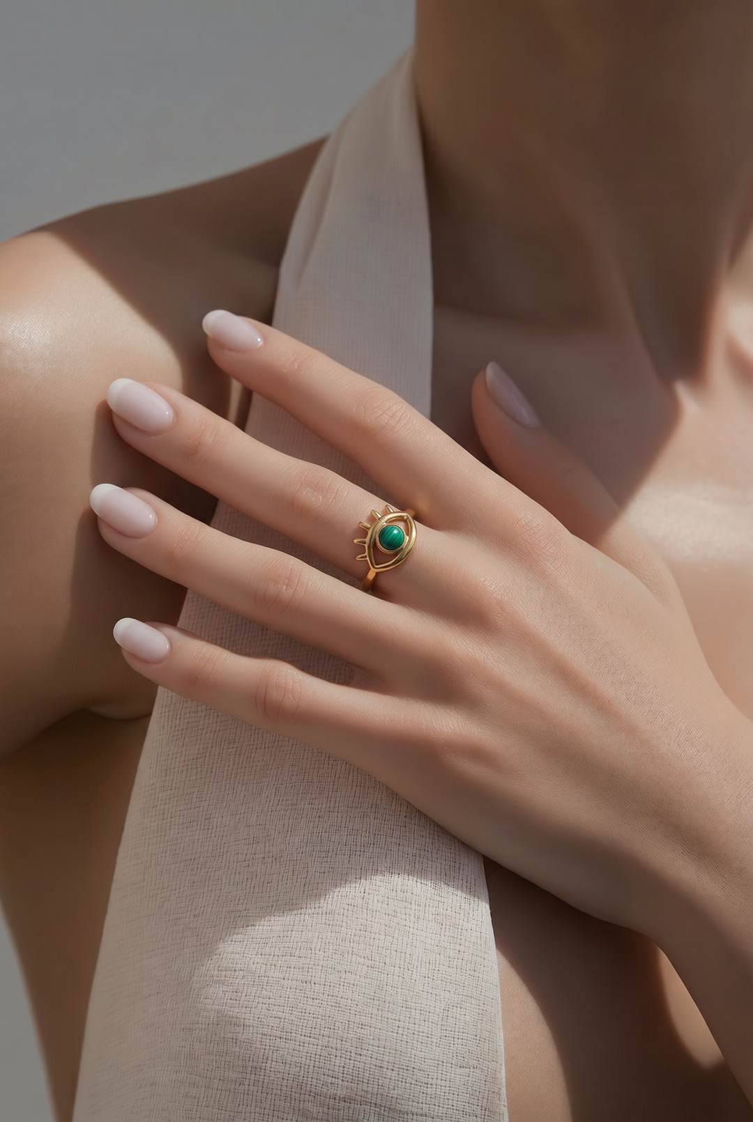 Anillo Esmeralda 8